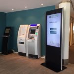 Procon Digital BankVert sorterer effektivt bankkundene ved ankomst